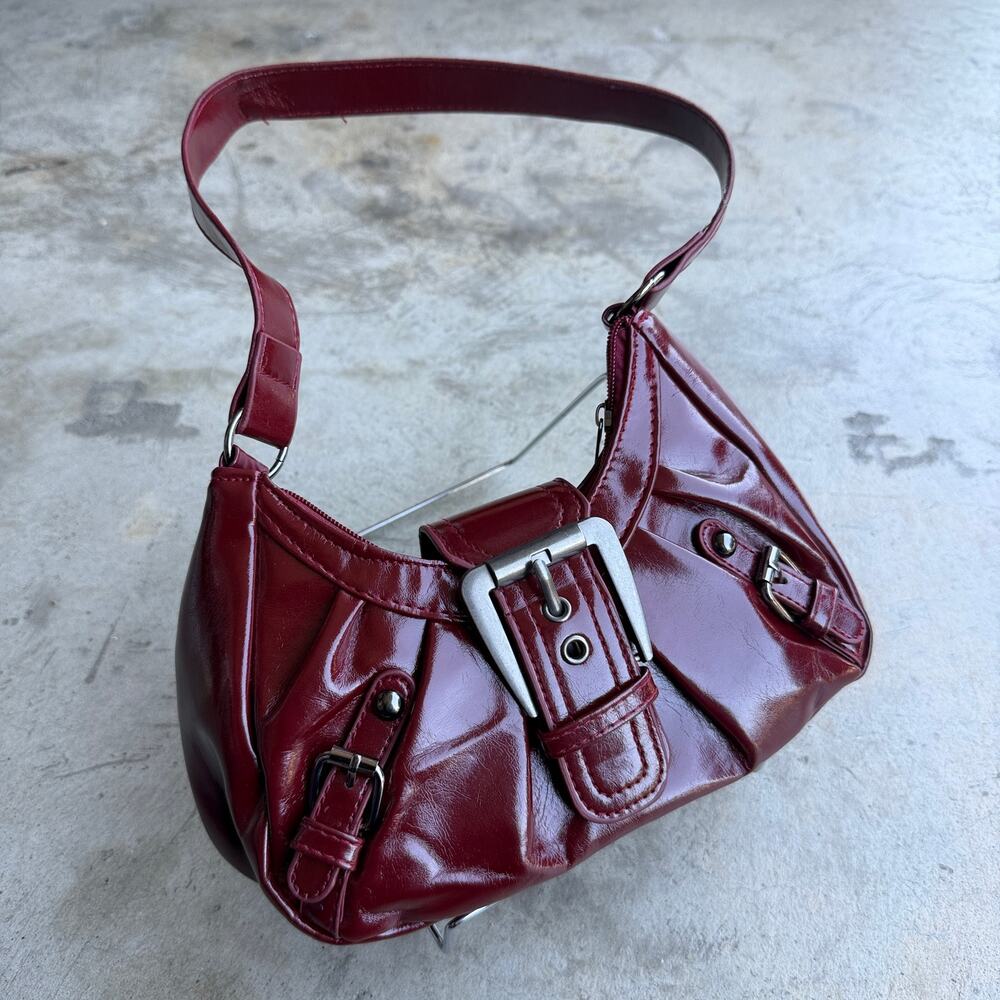 Vintage Y2K Burgundy Soho Buckle Shoulder Bag Wine Purse